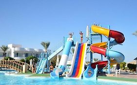 Queen Sharm Aqua Park Hotel